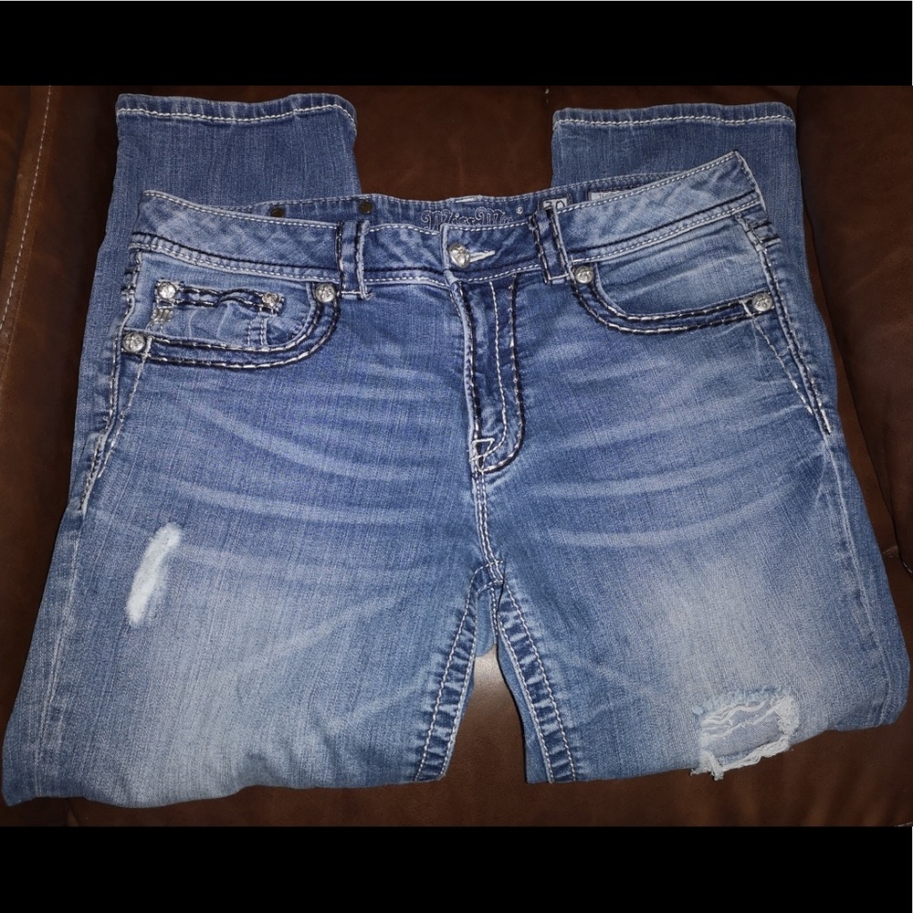 Miss Me Jean Capris, size 30, distressed style